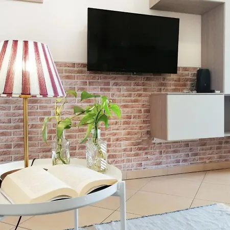 Apartment Holihome_parri *